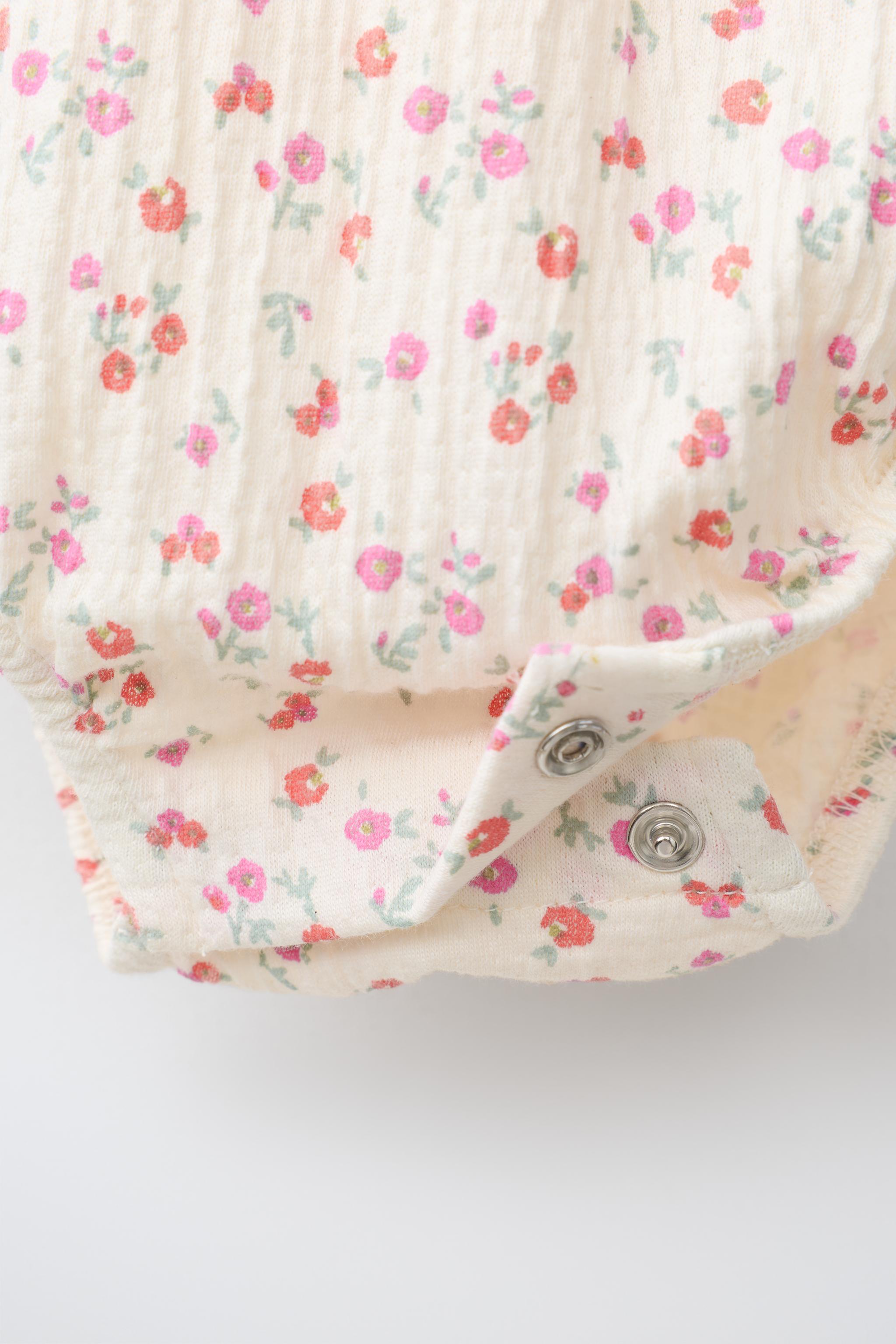 BODY TEXTURÉ À FLEURS